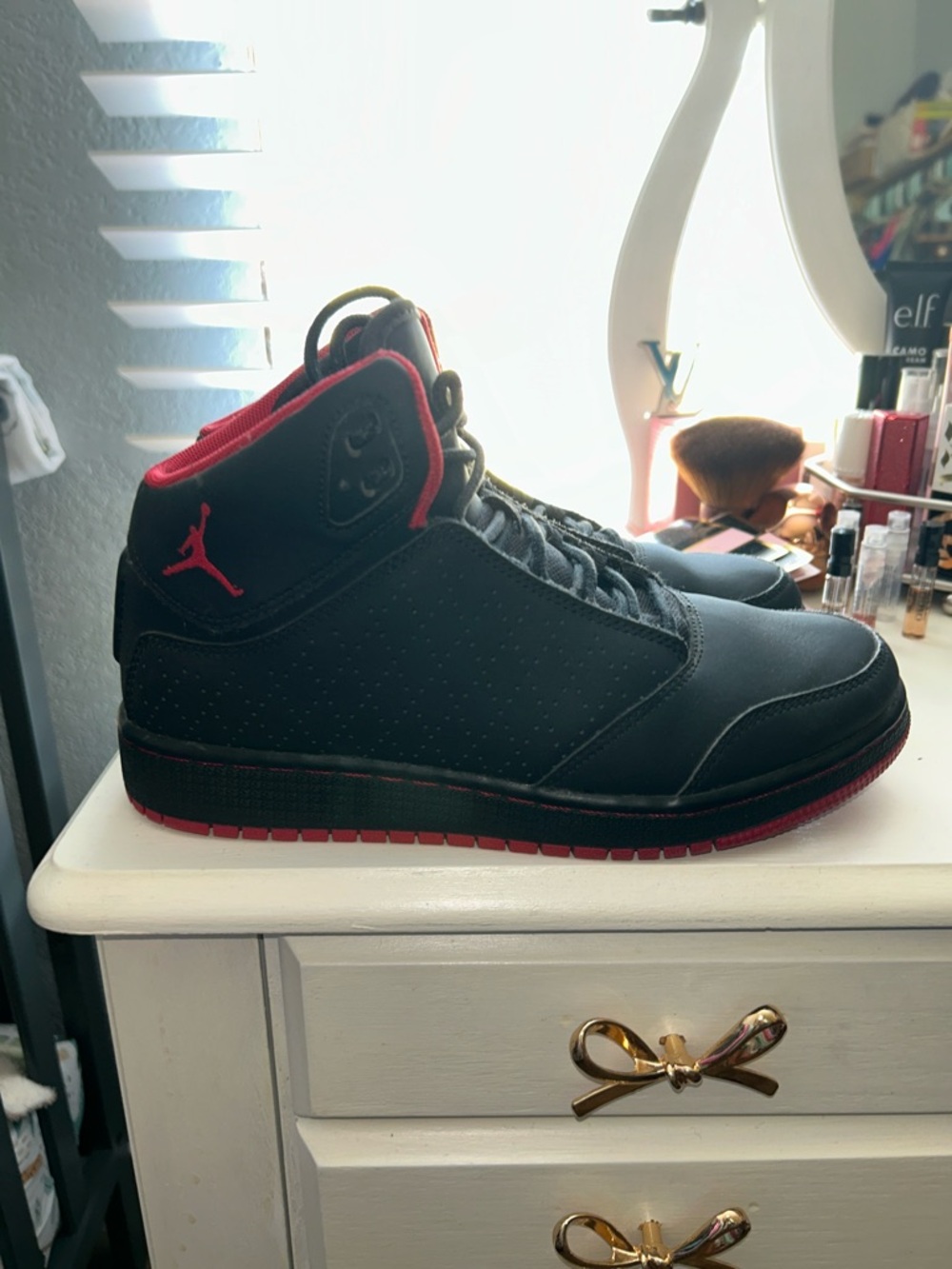 Jordan 1 Flight 5 High-Top Sneakers - Black/Red